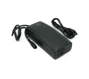 Alber Neodrives 42V 4A Ladegerät