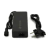gazelle_innergy_48v_2a_lader___compatible_vooraanzicht_met_voedingspoort_en_netsnoer Gazelle Innergy 48V 2A Lader | Kompatibel