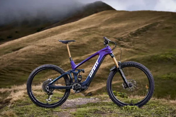 Giant Reign Advanced E+ 0 2026
